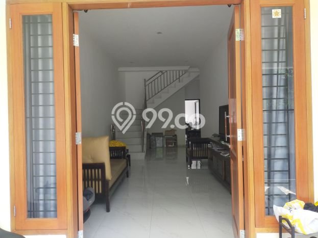 Rumah Mewah Akses Mudah di Jakarta Timur Rumah Mewah Akses Mudah di Jakarta Timur