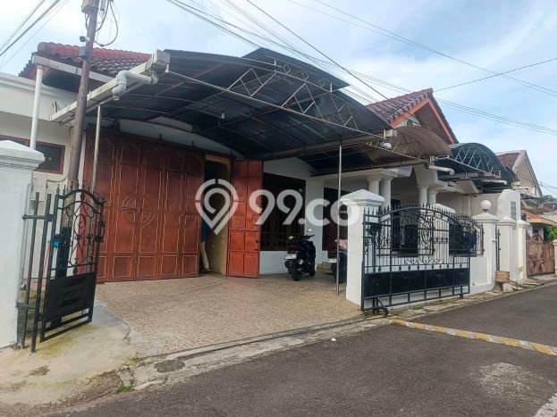 Rumah di Sidomukti, Dekat Mall, LT 200m² Rumah di Sidomukti, Dekat Mall, LT 200m²