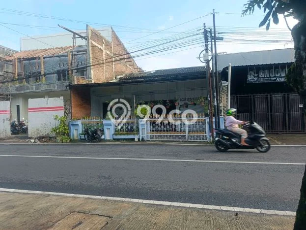 Disewakan Segera Rumah Kondisi Bagus di Area Tingkir, Salatiga Disewakan Segera Rumah Kondisi Bagus di Area Tingkir, Salatiga