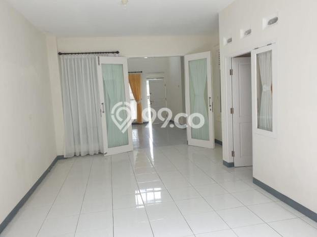 BEST PRICE! Rumah di Sidorejo, Akses ke Fasilitas, 4 KT, Luas 250m2m² Bangunan 250m2m² BEST PRICE! Rumah di Sidorejo, Akses ke Fasilitas, 4 KT, Luas 250m2m² Bangunan 250m2m²