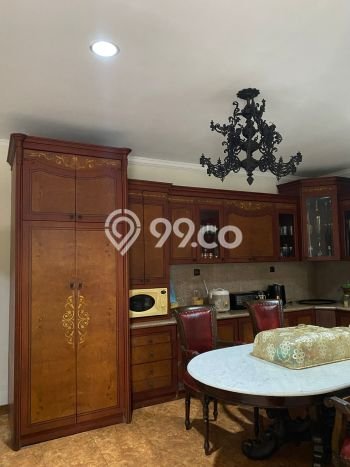 Rumah Elit Modern Siap Huni di Raffles Hills Jakarta Timur Rumah Elit Modern Siap Huni di Raffles Hills Jakarta Timur