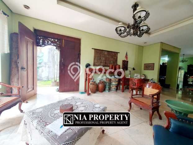 Jual Rumah Mewah Megah Dengan View Eksklusif di Cibubur, Jakarta Timur Jual Rumah Mewah Megah Dengan View Eksklusif di Cibubur, Jakarta Timur