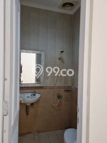 Rumah Modern 2 KT di Kota Wisata Jakarta Timur Semi Furnished Rumah Modern 2 KT di Kota Wisata Jakarta Timur Semi Furnished