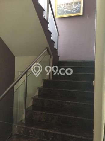 Ready to Use! Luxury House LT 330m2 Desain Elegan di Kota Wisata Ready to Use! Luxury House LT 330m2 Desain Elegan di Kota Wisata