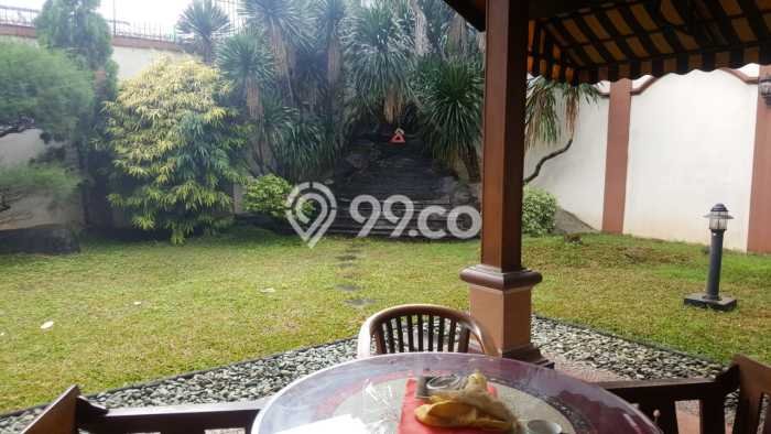 Siap Huni Hunian Elit 6 Kamar di Jagakarsa Dekat ke Mana Saja Siap Huni Hunian Elit 6 Kamar di Jagakarsa Dekat ke Mana Saja