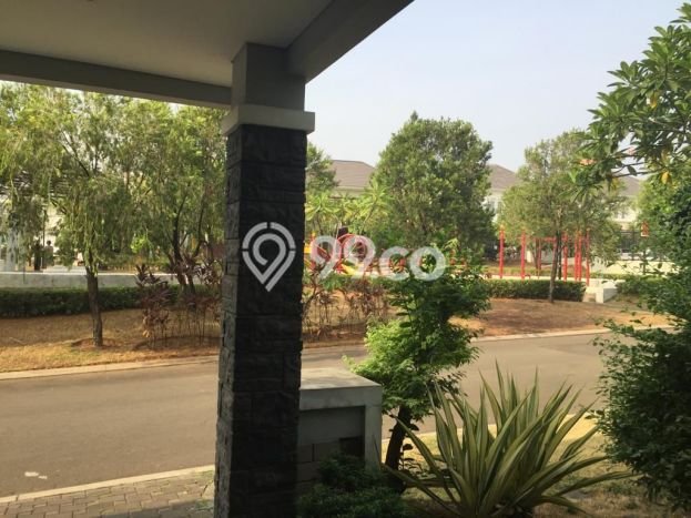 Ready to Use! Luxury House LT 330m2 Desain Elegan di Kota Wisata Ready to Use! Luxury House LT 330m2 Desain Elegan di Kota Wisata