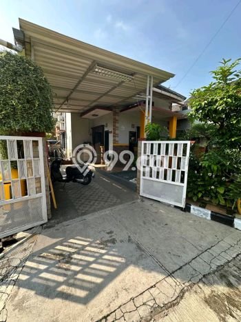 Dijual Rumah Strategis Bagus Punya 3 KT di Sawangan Depok - Dijual Rumah Strategis Bagus Punya 3 KT di Sawangan Depok -