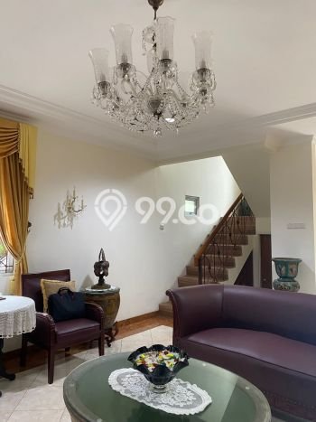 Rumah Elit Modern Siap Huni di Raffles Hills Jakarta Timur Rumah Elit Modern Siap Huni di Raffles Hills Jakarta Timur