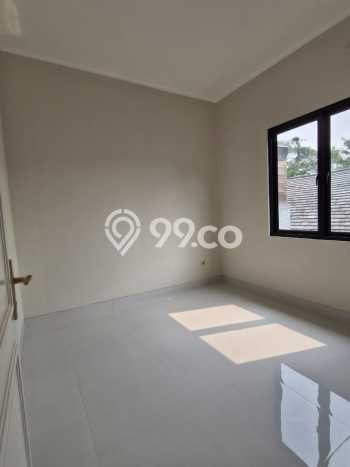 Jual Rumah Eksklusif 3 KT di Kota Wisata, Jakarta Timur Jual Rumah Eksklusif 3 KT di Kota Wisata, Jakarta Timur