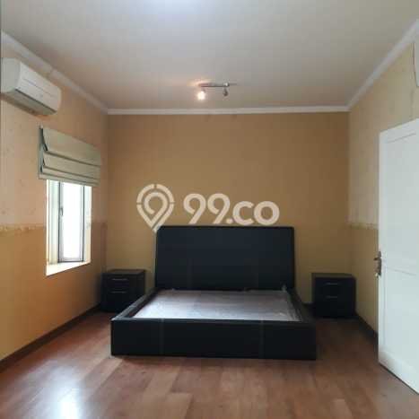 Rumah Luxury Modern Tanpa Renovasi di Kota Wisata Bogor Rumah Luxury Modern Tanpa Renovasi di Kota Wisata Bogor