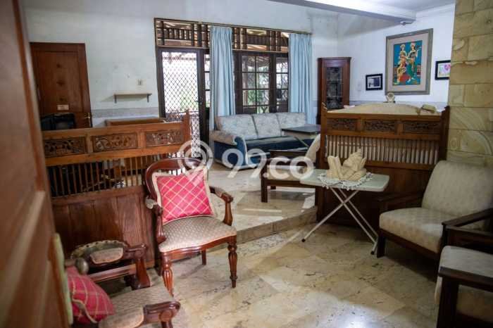 Rumah Eksklusif Siap Huni LT 400m2 di Cimanggis, Depok Rumah Eksklusif Siap Huni LT 400m2 di Cimanggis, Depok
