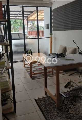 Jual Rumah Mewah Elegan Dengan View Cantik di Cibubur, Jakarta Timur Jual Rumah Mewah Elegan Dengan View Cantik di Cibubur, Jakarta Timur