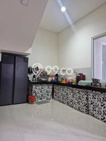 Rumah Elit Modern Siap Huni di Cibubur Jakarta Timur Rumah Elit Modern Siap Huni di Cibubur Jakarta Timur