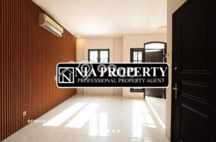 Jual Rumah Modern 3 KT di Cibubur, Jakarta Timur Jual Rumah Modern 3 KT di Cibubur, Jakarta Timur