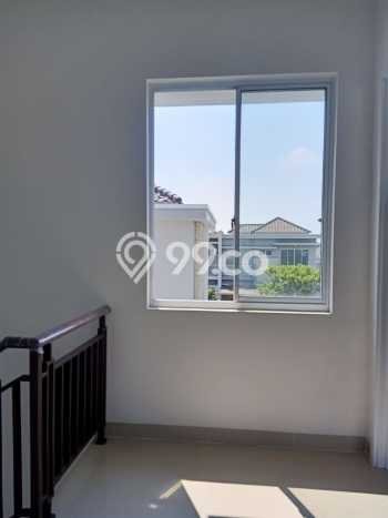 Rumah Modern 3 Kamar LT 180m2 di Cibubur Rumah Modern 3 Kamar LT 180m2 di Cibubur