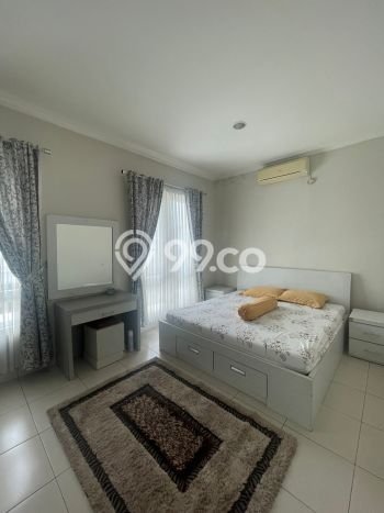 Jual Rumah Eksklusif 4 KT di Kota Wisata, Jakarta Timur Jual Rumah Eksklusif 4 KT di Kota Wisata, Jakarta Timur