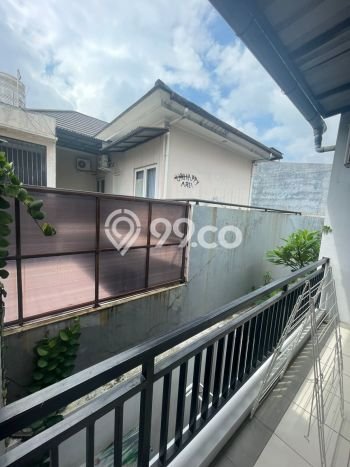 Jual Rumah Eksklusif 4 KT di Kota Wisata, Jakarta Timur Jual Rumah Eksklusif 4 KT di Kota Wisata, Jakarta Timur