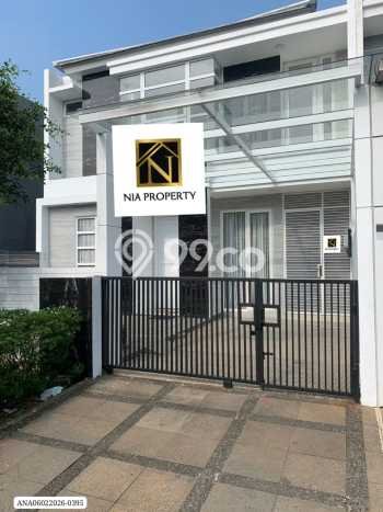 Jual Rumah Luas Megah Dengan View Cantik di Cibubur, Jakarta Timur Jual Rumah Luas Megah Dengan View Cantik di Cibubur, Jakarta Timur
