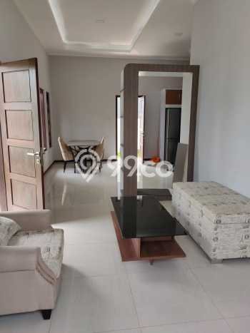 Dijual Hunian Rumah Terawat 3 KT di Cibubur, Jakarta Timur Dijual Hunian Rumah Terawat 3 KT di Cibubur, Jakarta Timur