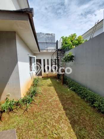 Rumah Elit Modern Siap Huni di Kota Wisata Jakarta Timur Rumah Elit Modern Siap Huni di Kota Wisata Jakarta Timur