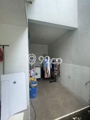 Jual Rumah Eksklusif 4 KT di Kota Wisata, Jakarta Timur Jual Rumah Eksklusif 4 KT di Kota Wisata, Jakarta Timur