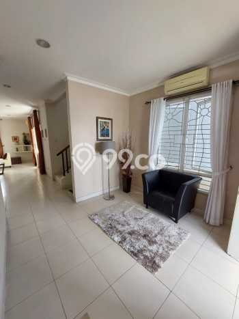 Rumah Elit Modern Siap Huni di Kota Wisata Jakarta Timur Rumah Elit Modern Siap Huni di Kota Wisata Jakarta Timur
