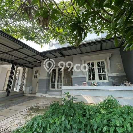 Dijual Hunian Rumah Terawat 3 KT di Kota Wisata, Jakarta Timur Dijual Hunian Rumah Terawat 3 KT di Kota Wisata, Jakarta Timur