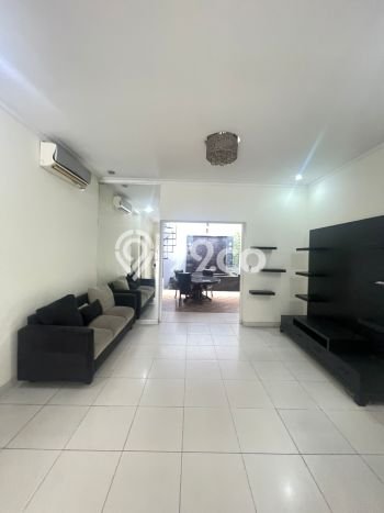 Rumah Minimalis 3 Kamar LT 144m2 di Kota Wisata Rumah Minimalis 3 Kamar LT 144m2 di Kota Wisata