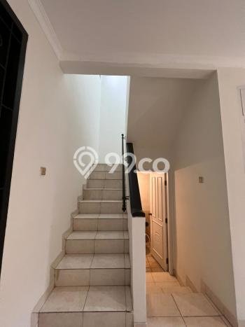 Rumah 3 KT 2 KM di Area Premium Cibubur, Jakarta Timur Rumah 3 KT 2 KM di Area Premium Cibubur, Jakarta Timur