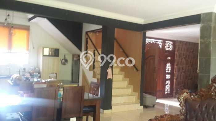 Rumah Elit Modern Tanpa Renovasi di Cibubur Jakarta Timur Rumah Elit Modern Tanpa Renovasi di Cibubur Jakarta Timur