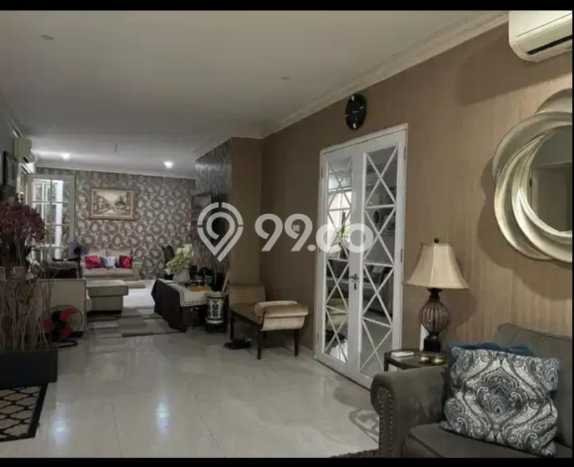 Dijual Rumah Eksklusif 5 KT di Legenda Wisata, Jakarta Timur Dijual Rumah Eksklusif 5 KT di Legenda Wisata, Jakarta Timur