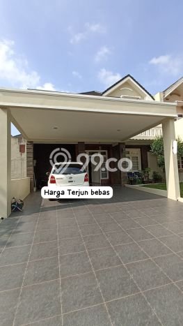 For Sale! Premium House LT 200m2 Desain Modern di Kota Wisata For Sale! Premium House LT 200m2 Desain Modern di Kota Wisata
