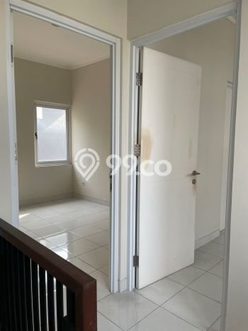 Rumah Modern 3 KT di Cibubur Bogor Unfurnished Rumah Modern 3 KT di Cibubur Bogor Unfurnished