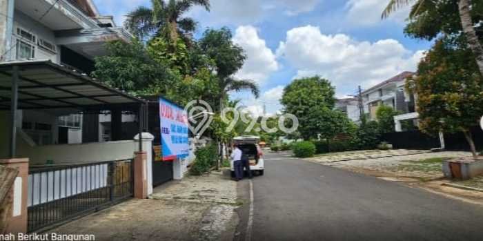 Dijual Rumah Eksklusif 5 KT di Petukangan, Jakarta Selatan Dijual Rumah Eksklusif 5 KT di Petukangan, Jakarta Selatan