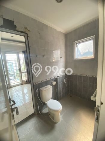 Dijual Hunian Rumah Terawat 3 KT di Cibubur, Jakarta Timur Dijual Hunian Rumah Terawat 3 KT di Cibubur, Jakarta Timur