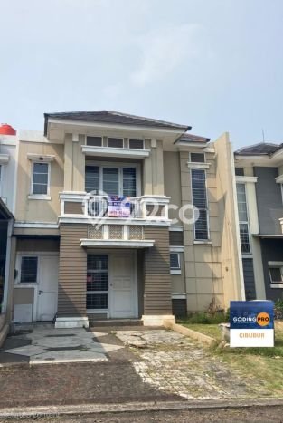 Dijual Hunian Rumah Terawat 3 KT di Cibubur, Jakarta Timur Dijual Hunian Rumah Terawat 3 KT di Cibubur, Jakarta Timur