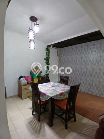 Disewakan! Rumah 3 Kamar Tidur &
2 Kamar Mandi di Cibubur, Jakarta Timur Disewakan! Rumah 3 Kamar Tidur &
2 Kamar Mandi di Cibubur, Jakarta Timur