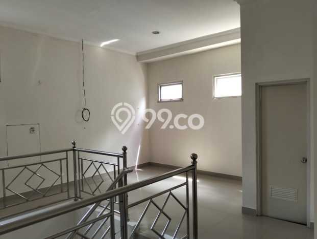 Rumah Modern 2 KT di Cibubur Jakarta Timur Semi Furnished Rumah Modern 2 KT di Cibubur Jakarta Timur Semi Furnished