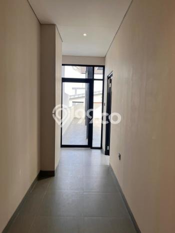 Unit Kost Dijual di Salemba dengan 43 Kamar Area Ramai Unit Kost Dijual di Salemba dengan 43 Kamar Area Ramai