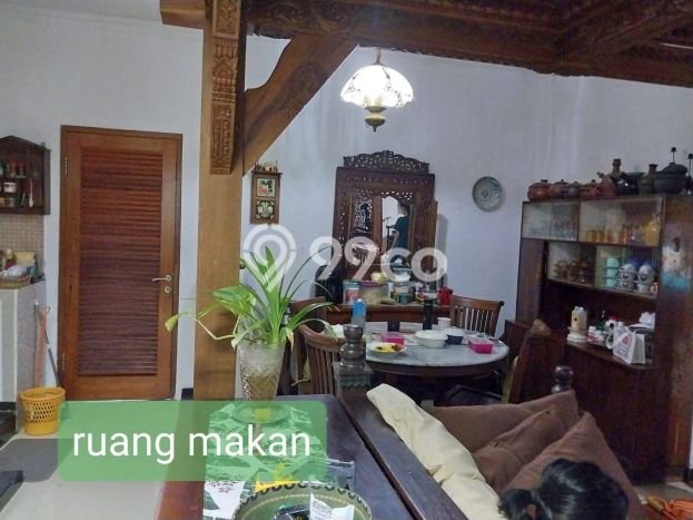 Rumah Modern 4 Kamar LT 558m2 di Cikeas Rumah Modern 4 Kamar LT 558m2 di Cikeas