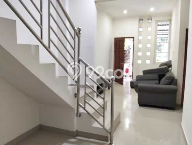 Rumah Modern 2 KT di Cibubur Jakarta Timur Semi Furnished Rumah Modern 2 KT di Cibubur Jakarta Timur Semi Furnished