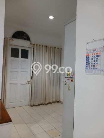 Disewakan! Rumah 3 Kamar Tidur &
2 Kamar Mandi di Cibubur, Jakarta Timur Disewakan! Rumah 3 Kamar Tidur &
2 Kamar Mandi di Cibubur, Jakarta Timur
