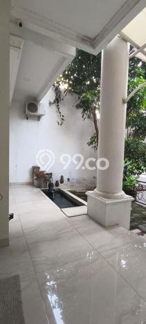 For Sale! Luxury House LT 200m2 Desain Elegan di Cibubur For Sale! Luxury House LT 200m2 Desain Elegan di Cibubur