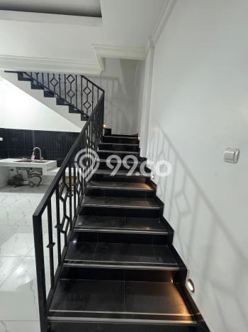 Jual Rumah Bagus Siap Huni LB 160m2 di Jagakarsa, Jakarta Selatan Jual Rumah Bagus Siap Huni LB 160m2 di Jagakarsa, Jakarta Selatan