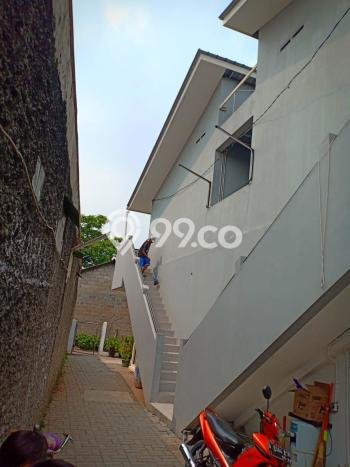 Kost Dijual di Jatimulya dengan 19 KT dan Luas 408m2 Kost Dijual di Jatimulya dengan 19 KT dan Luas 408m2