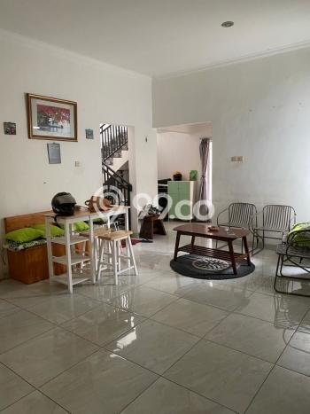 Jual Rumah Strategis Bagus Punya 4 KT di Ciledug Tangerang SHM Jual Rumah Strategis Bagus Punya 4 KT di Ciledug Tangerang SHM