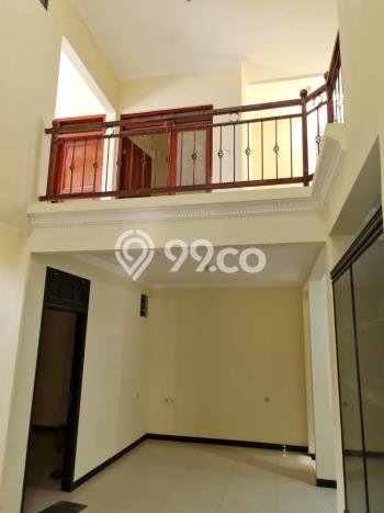 Hunian Cantik Modern Lb 260m2 di Rungkut, Surabaya Hunian Cantik Modern Lb 260m2 di Rungkut, Surabaya