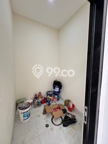 Hunian Cantik Modern Lb 170m2 di Mulyorejo, Surabaya Hunian Cantik Modern Lb 170m2 di Mulyorejo, Surabaya