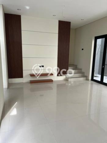 Rumah Luxury Modern Siap Huni di Graha Surabaya Rumah Luxury Modern Siap Huni di Graha Surabaya