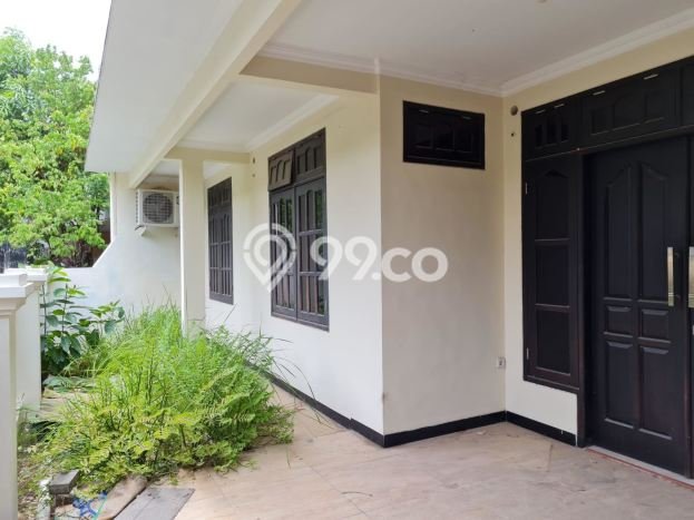 Hunian Cantik Modern Lb 260m2 di Rungkut, Surabaya Hunian Cantik Modern Lb 260m2 di Rungkut, Surabaya